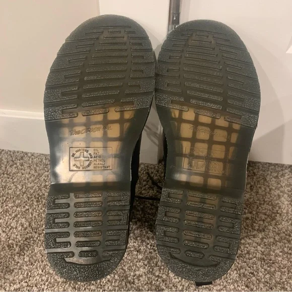 Black Dr. Martens 1460 Pascal Warmwair Leather Lace Up Boot - Picture 8 of 8